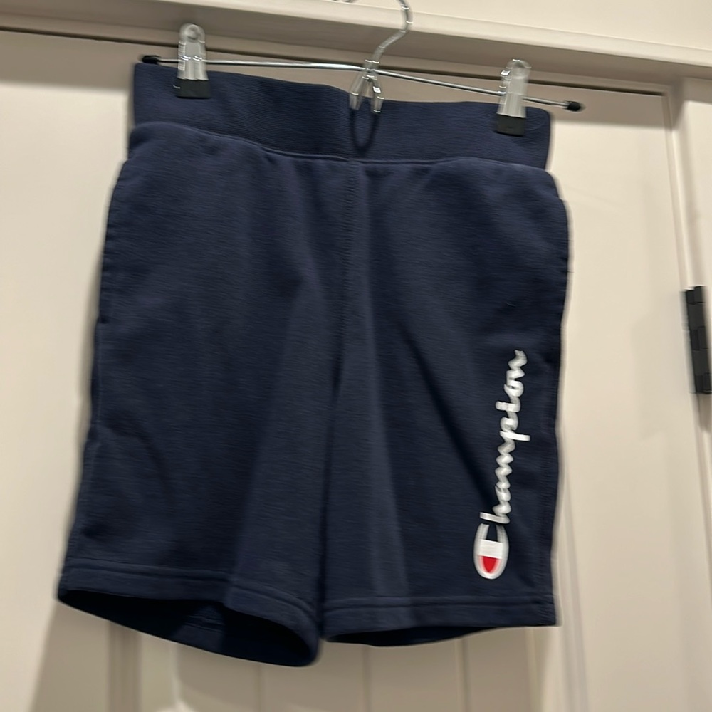 Boys Champion sweat shorts with pockets, navy color